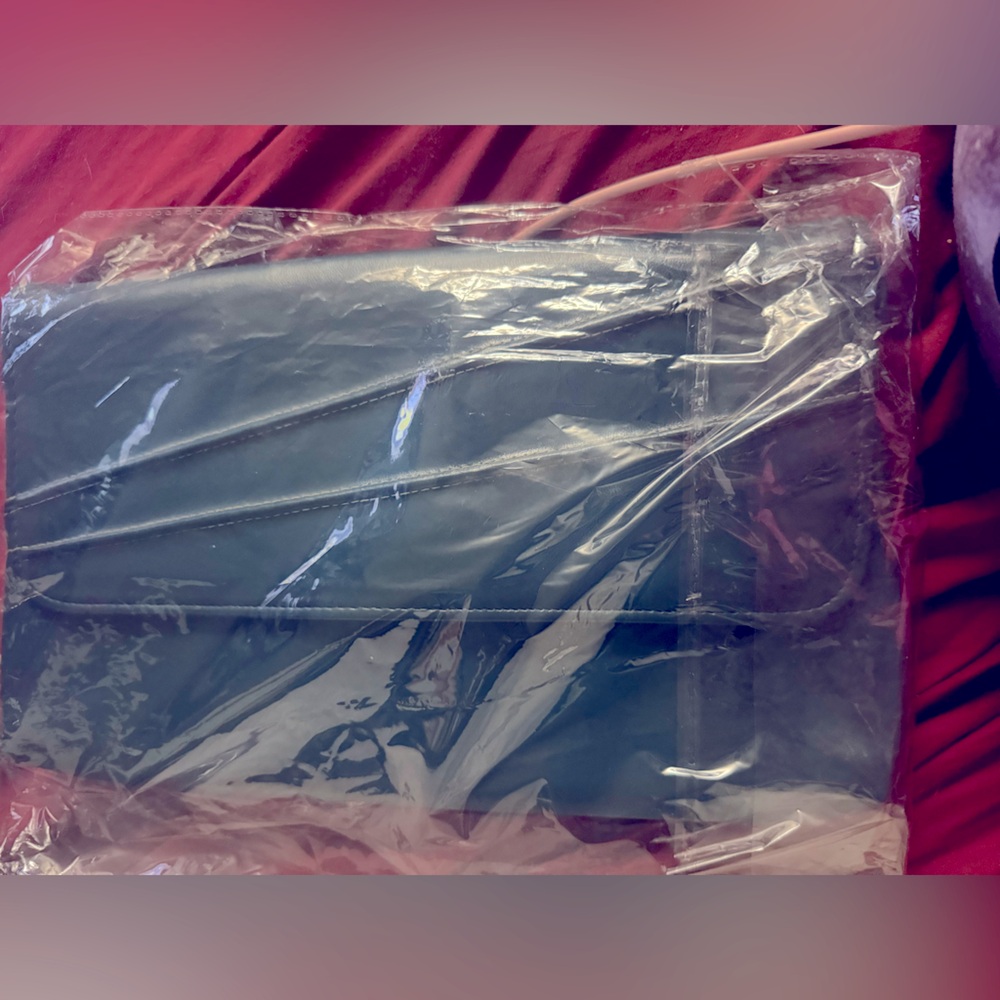 1980’s Navy Clutch Bag, In bag, Clean & looks new